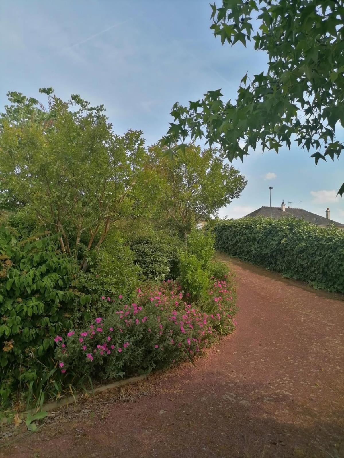 Vila Parent Aise Aze  Exteriér fotografie